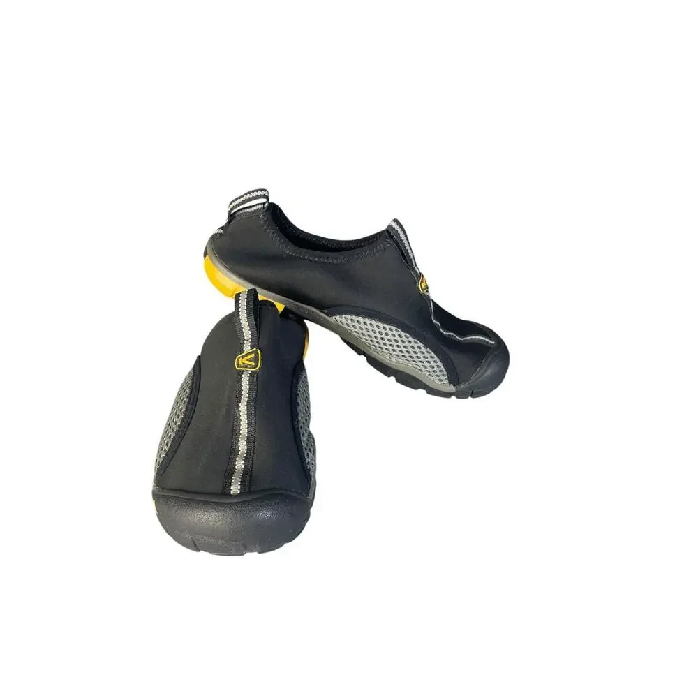 Keen Youth Size 2 Rockbrook CNX Black/Gray Water Shoes